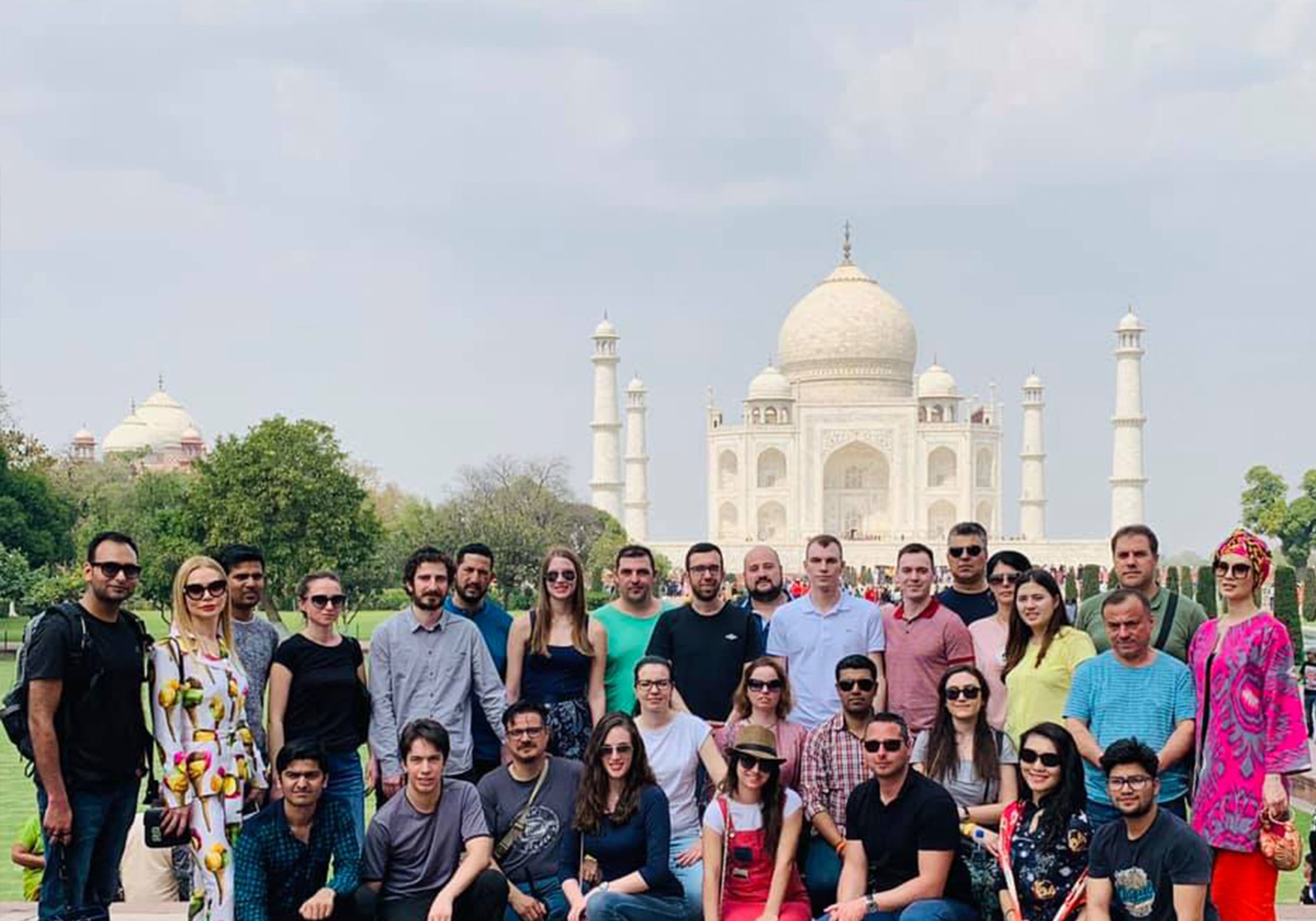 exploring taj mahal volunteer project